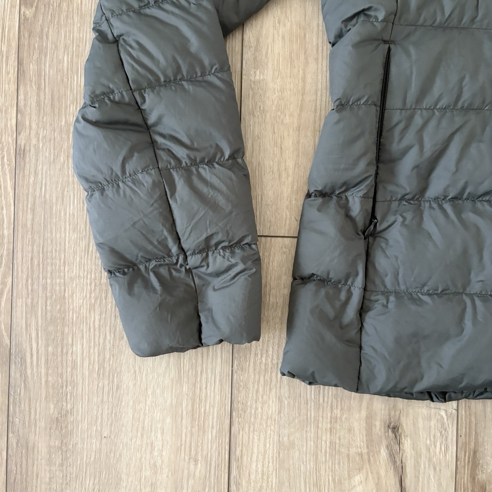 Uniqlo Women's Lightweight Olive Green Down Zip Up Puffer Jacket Size M - Picture 2 of 6